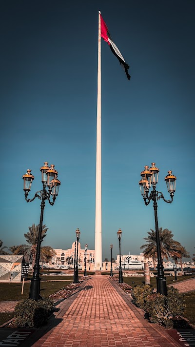 سارية علم دولة الإمارات