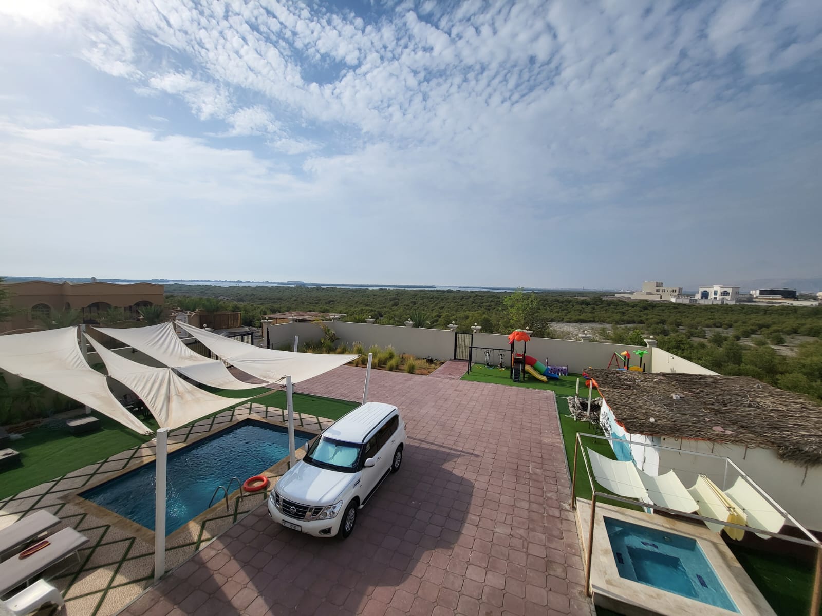 LODGE-RAK-932 - Image 1